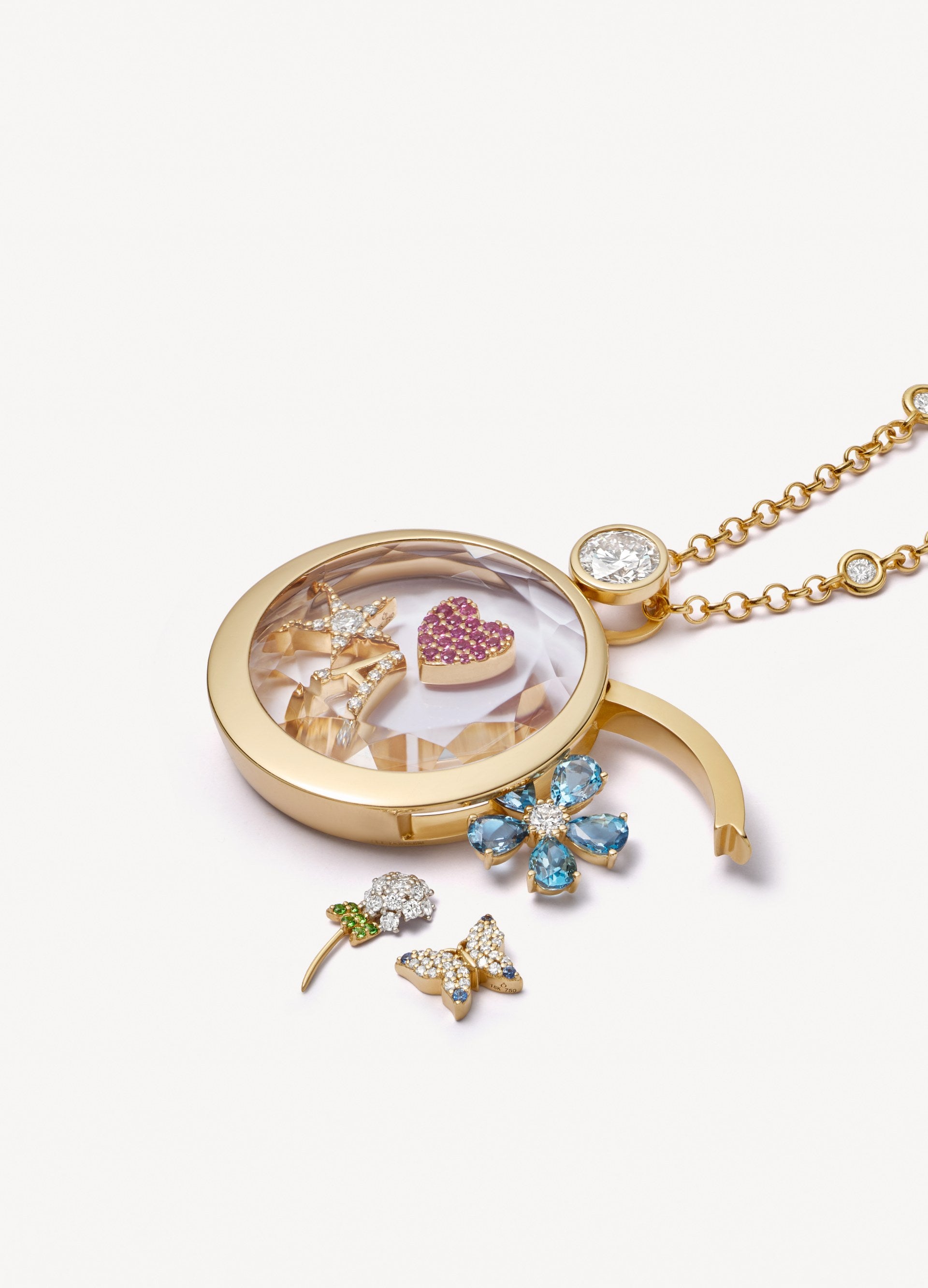 Solitaire Diamond Cushion Locket 18K