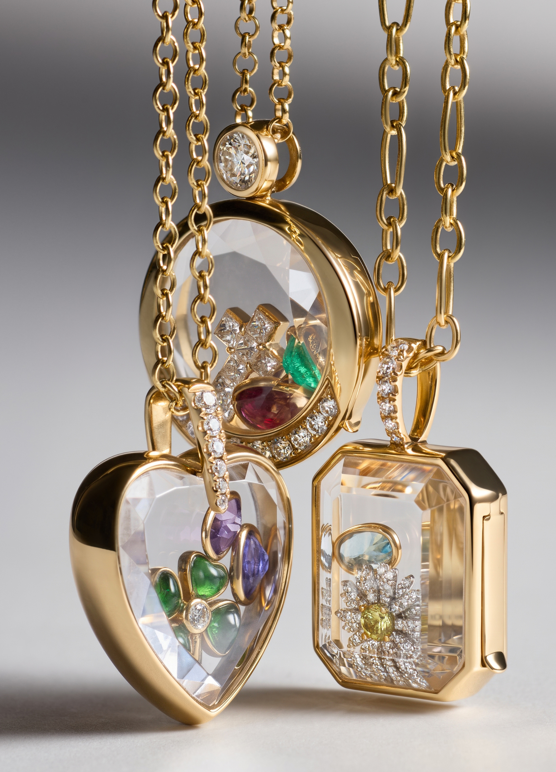 Lunar Cushion Locket 18K