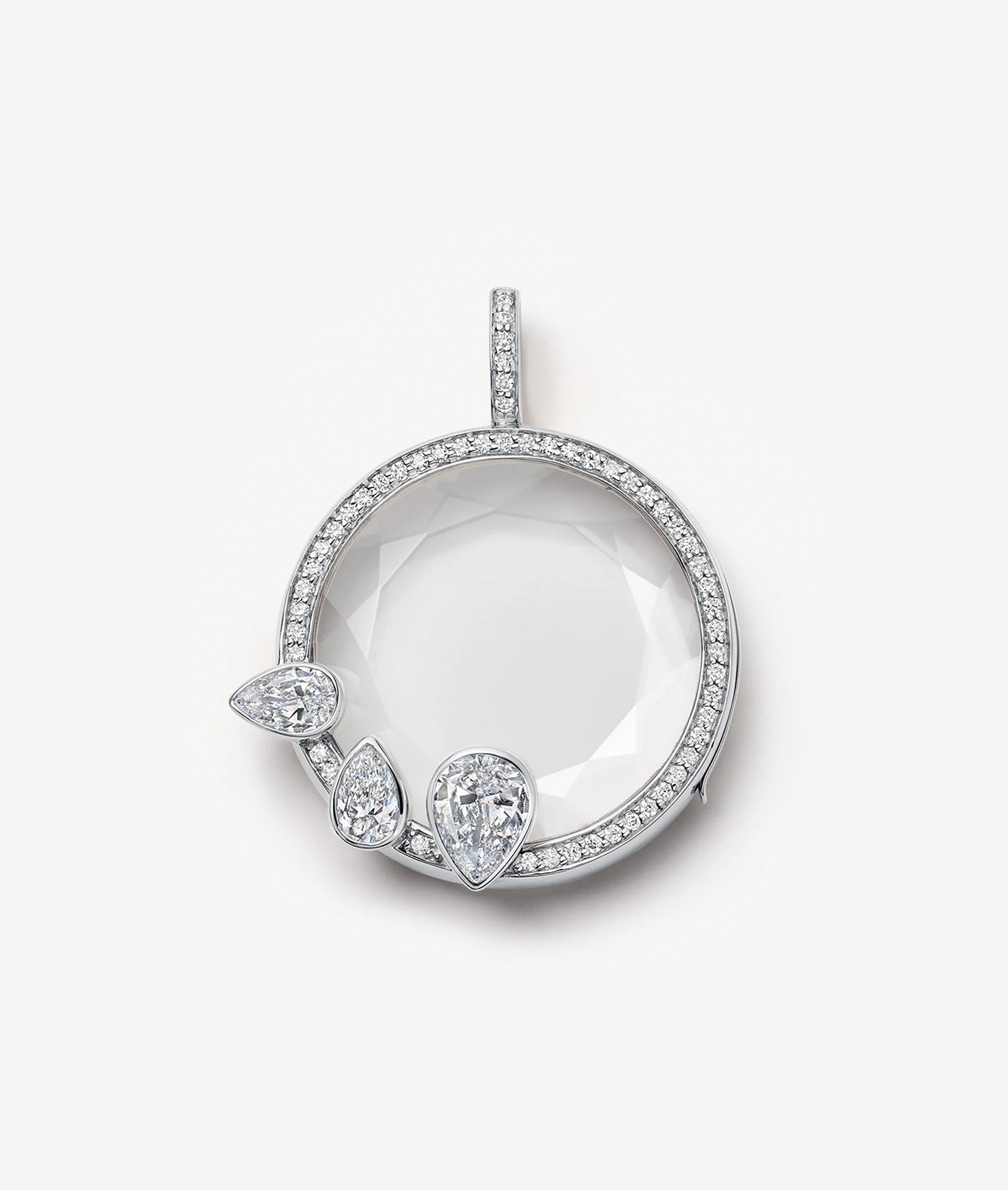 Heritage White Pear Drop Locket 18k