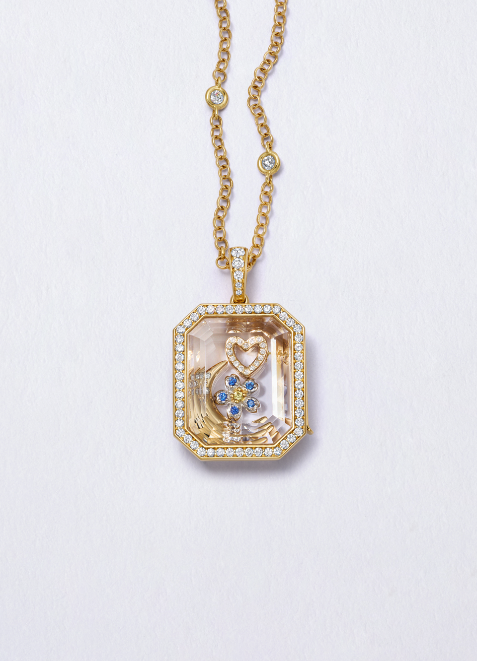 Heritage Diamond Baguette Gold Locket 18k