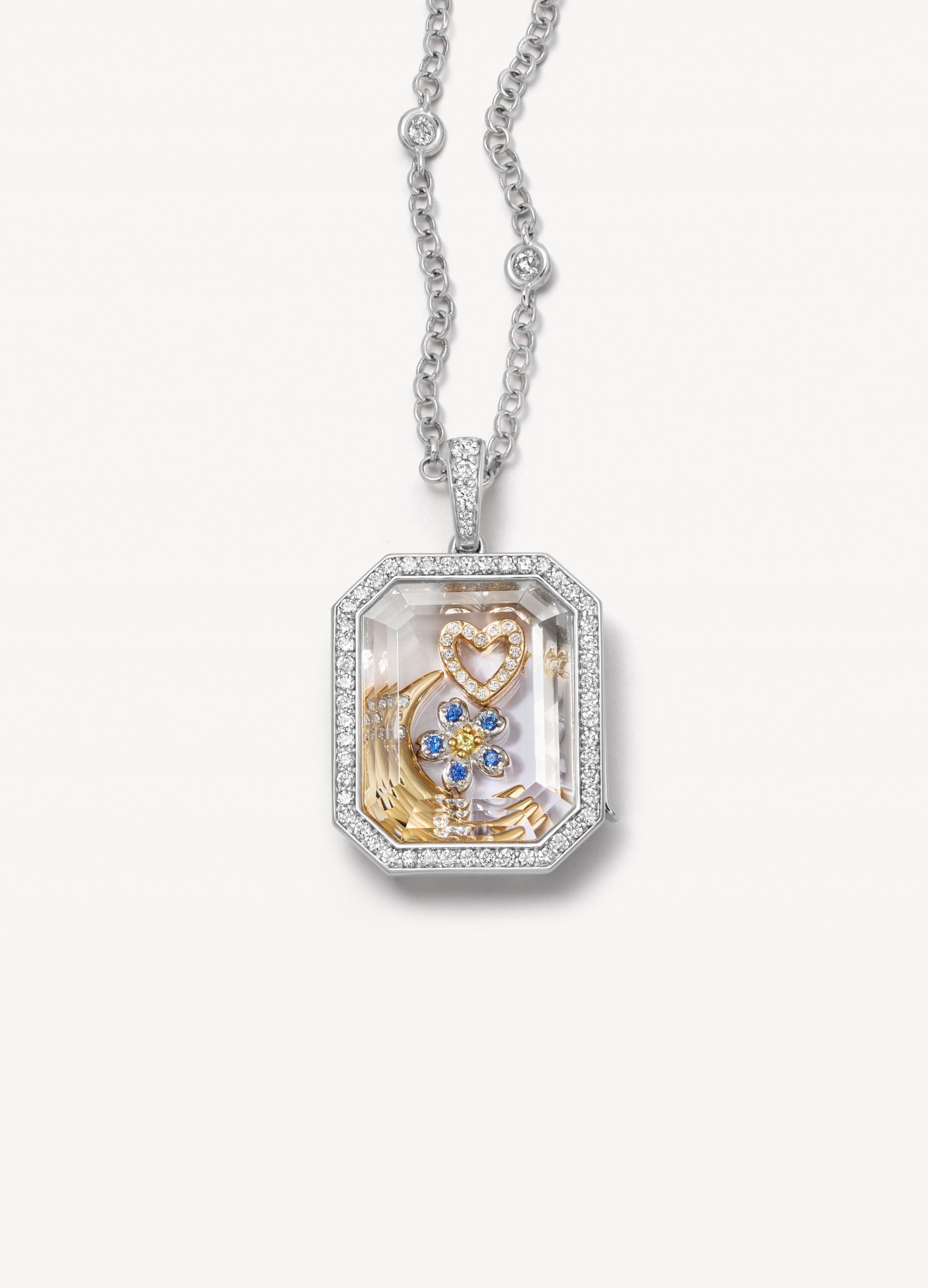 Heritage Diamond Baguette  White Gold Locket 18k