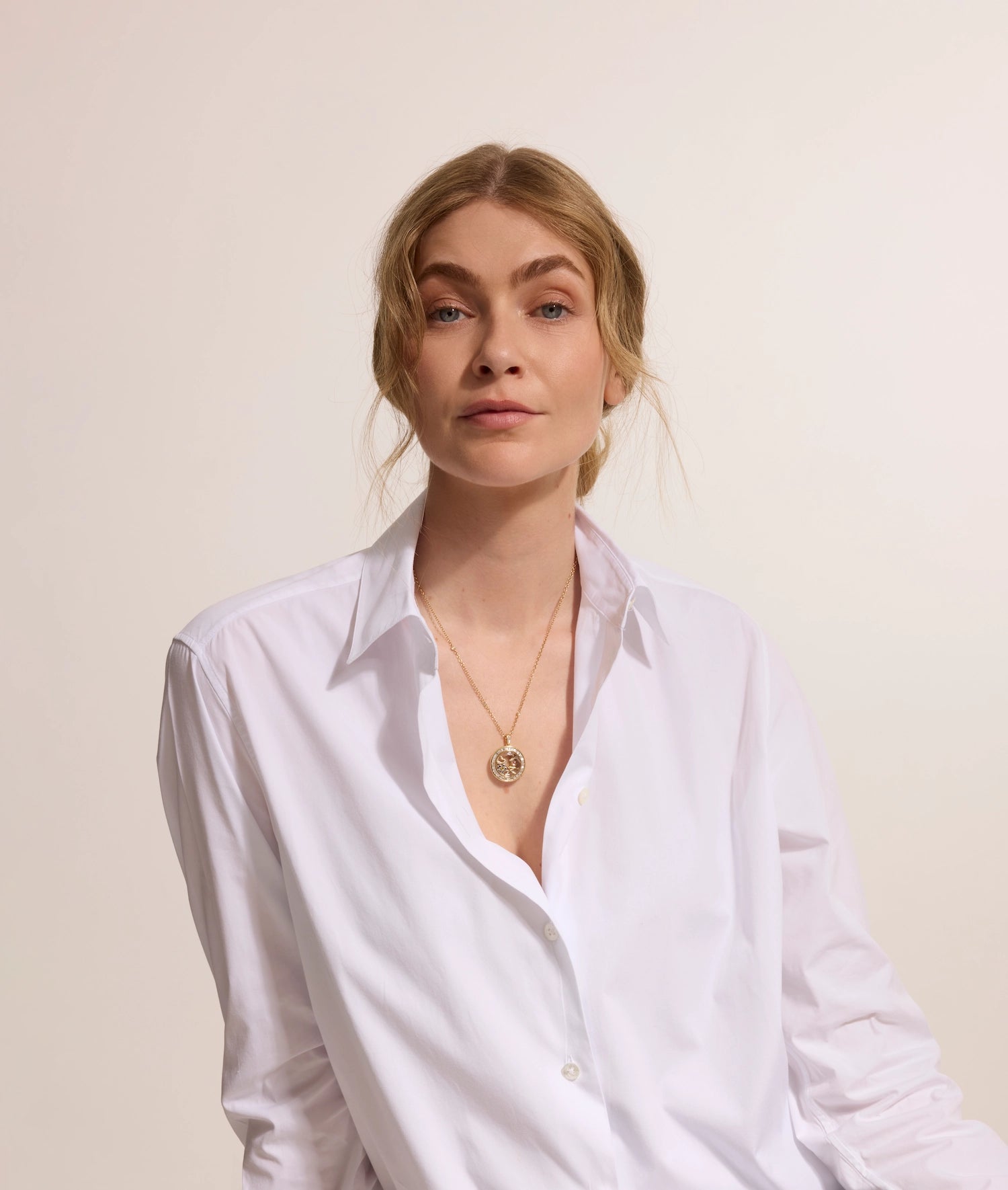 Orb Diamond Baguette Locket 18k